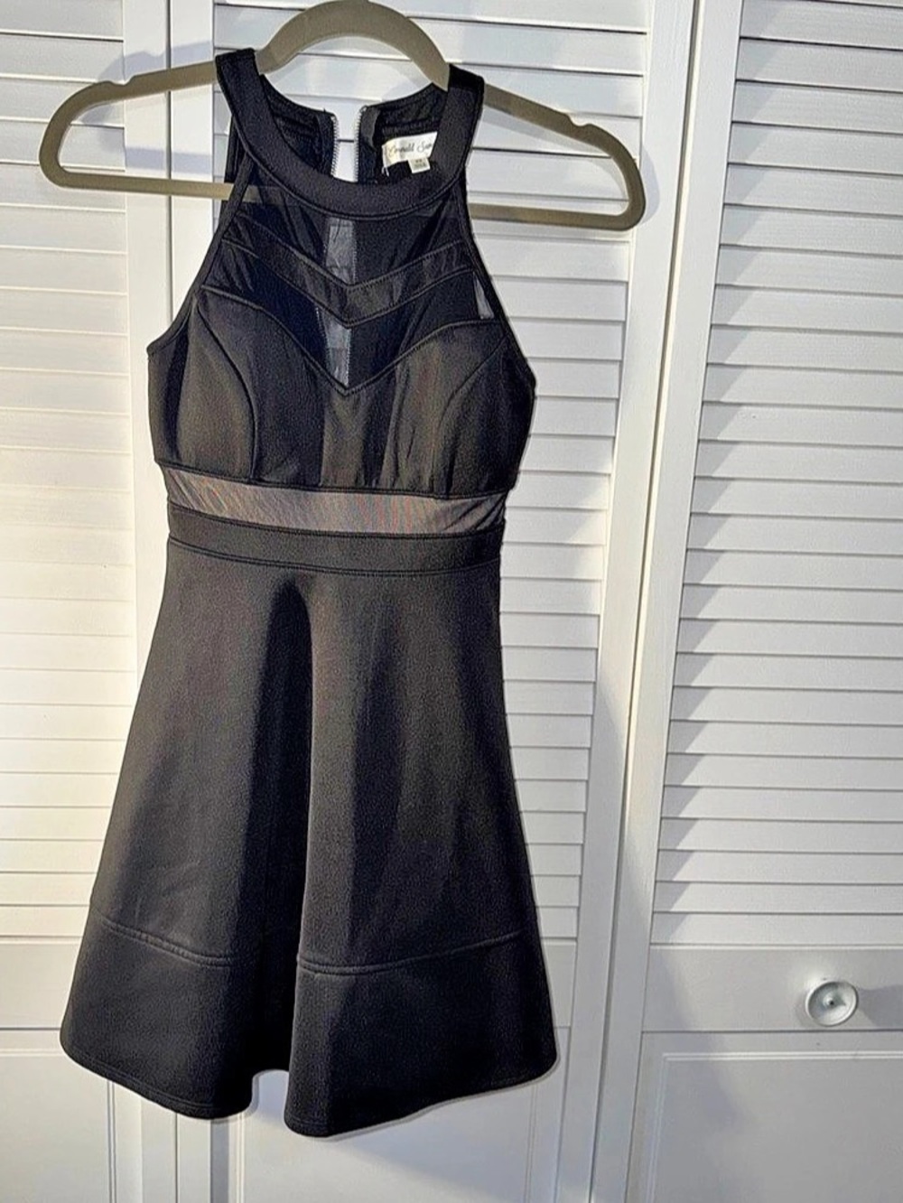Emerald Sundae Black Mini Dress Size Small Like New